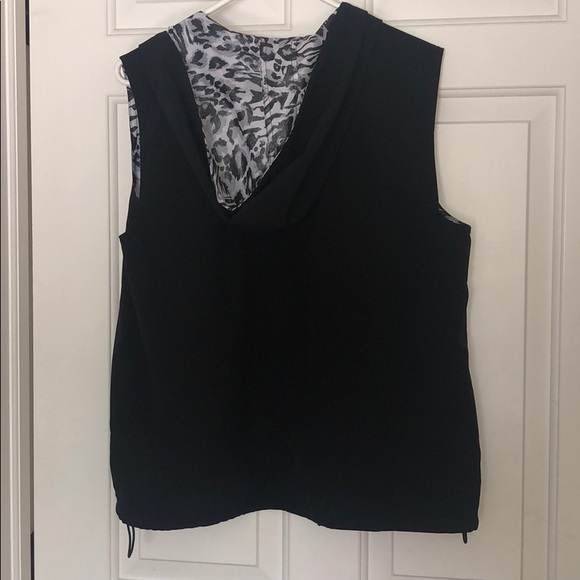 Chico’s reversible vest - Picture 4 of 4